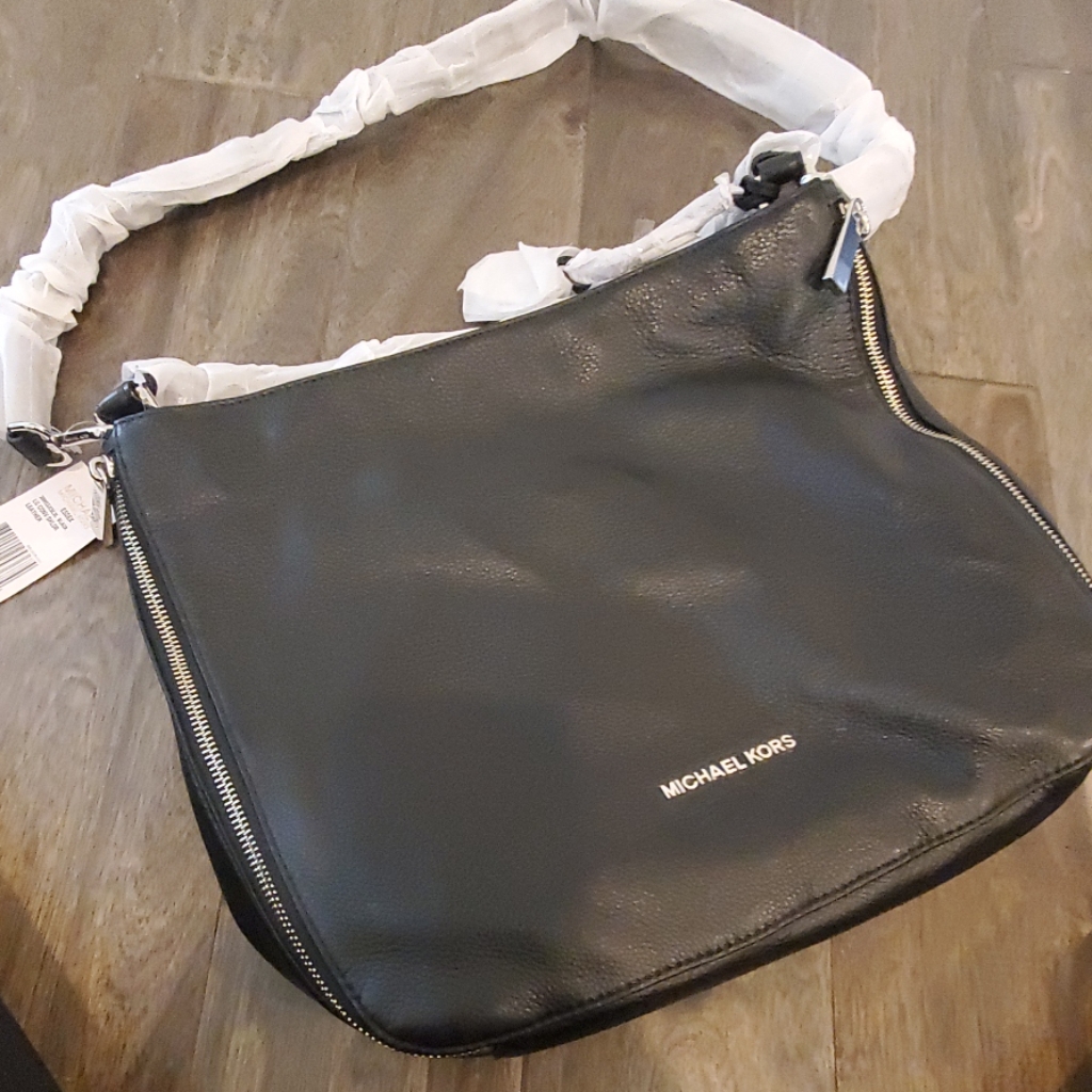 Brand New Michael Kors Handbag Brand New Michael Kors Handbag